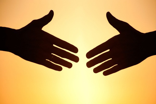 公司積極參與精準扶貧活動，捐款10萬元